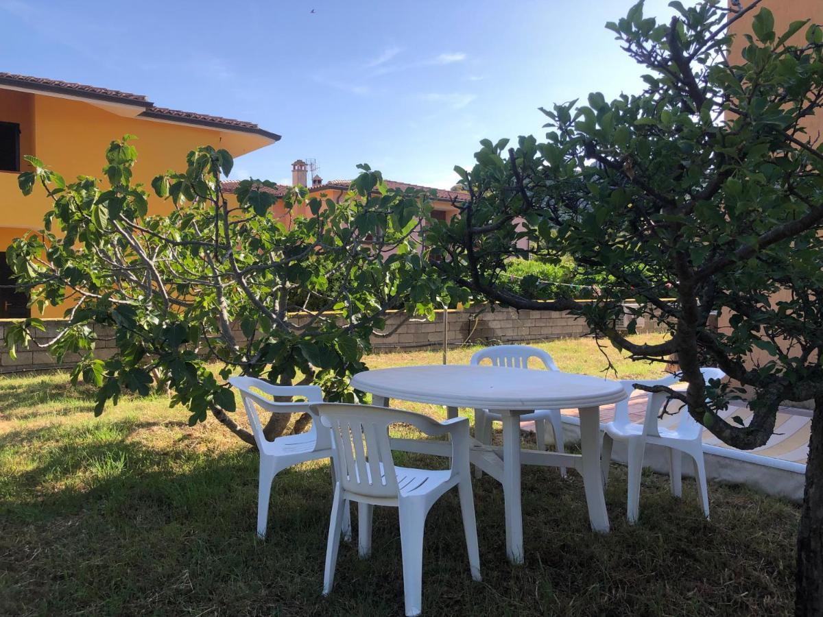Private Apartment With Garden Cannigione Eksteriør billede